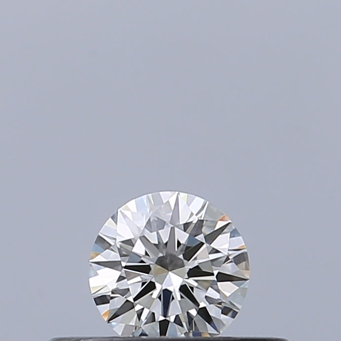 0.18 carat Round diamond E VVS1 Excellent