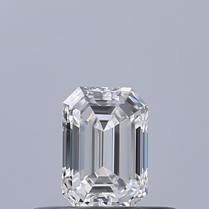 0.29 carat Emerald diamond E IF