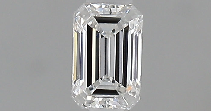 0.24 carat Emerald diamond E IF