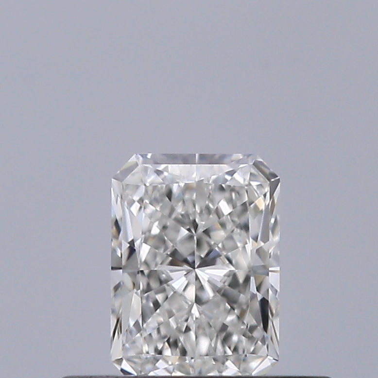 0.31 carat Radiant diamond G VVS2