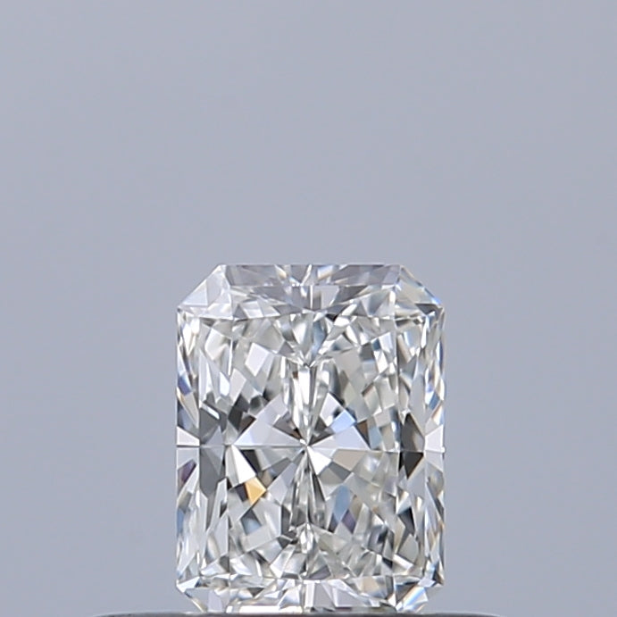 0.30 carat Radiant diamond F IF
