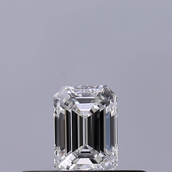 0.23 carat Emerald diamond F VS2