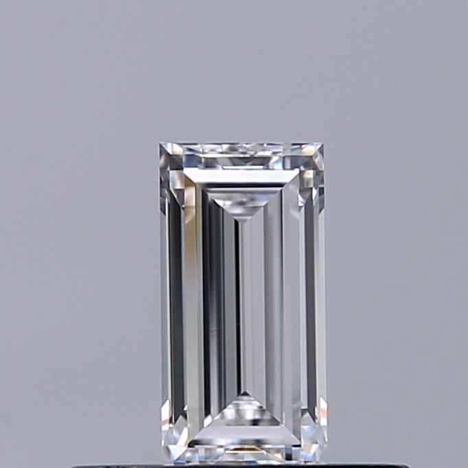 0.33 carat Baguette diamond D IF