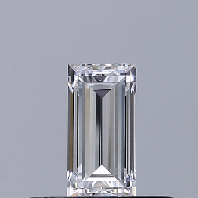 0.34 carat Baguette diamond E IF