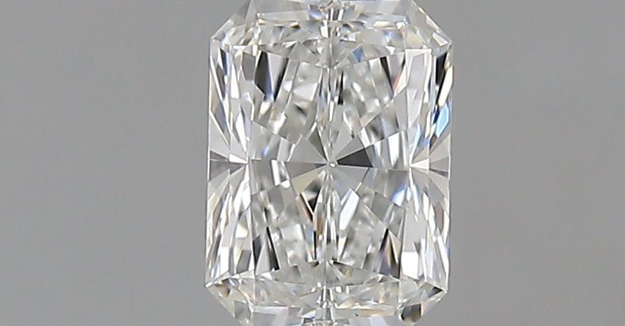 0.70 carat Radiant diamond G VVS2