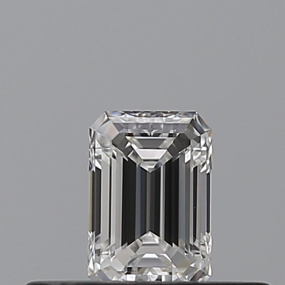 0.23 carat Emerald diamond F VS2