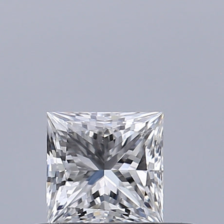 0.33 carat Princess diamond E VVS2
