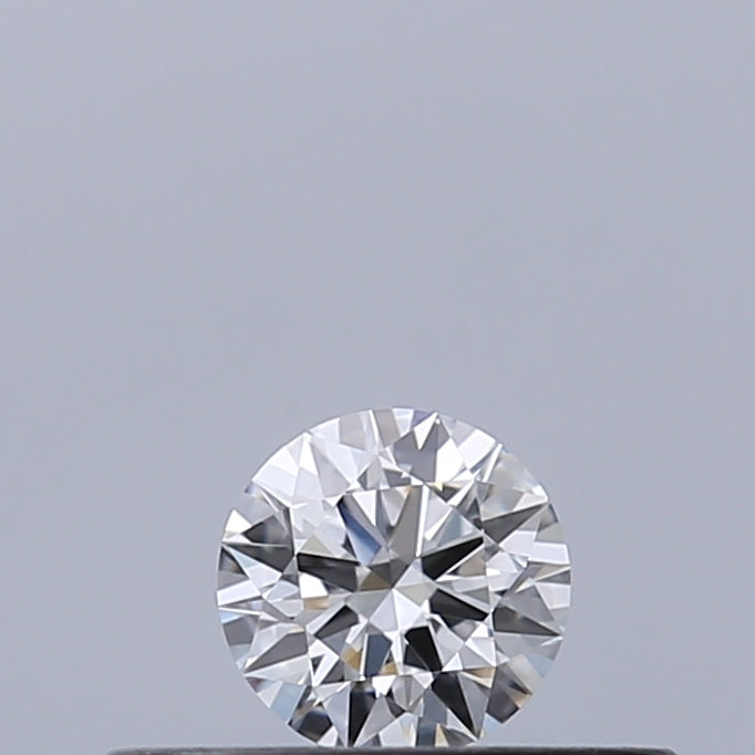 0.18 carat Round diamond D VVS2 Excellent