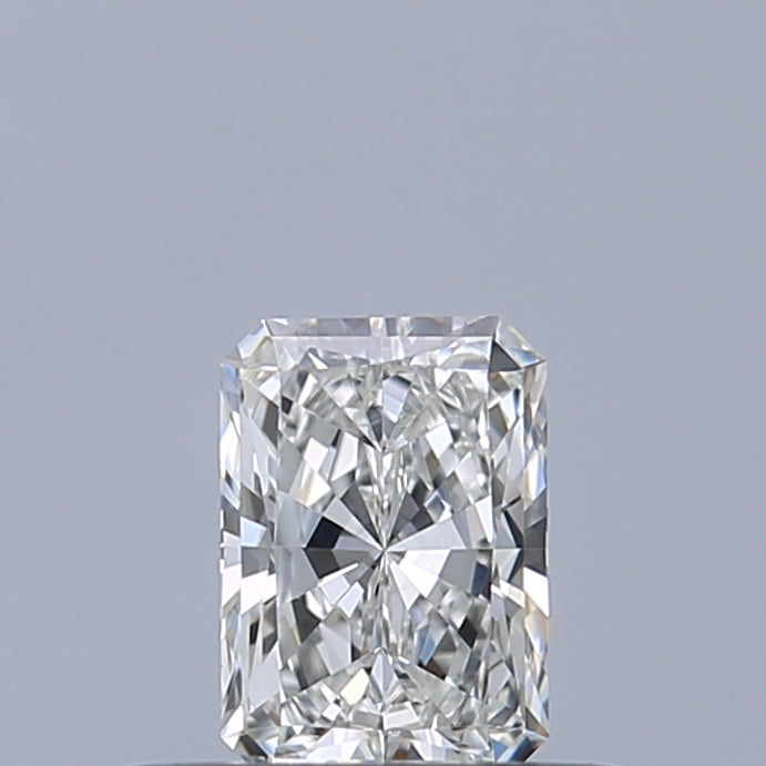 0.30 carat Radiant diamond F VVS1