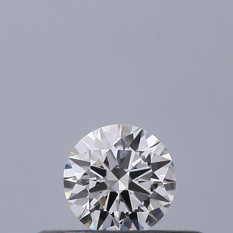 0.18 carat Round diamond E VVS2 Excellent