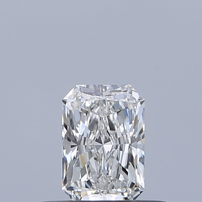 0.30 carat Radiant diamond F VS1