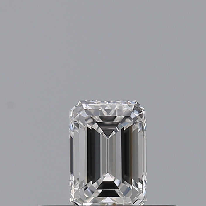 0.24 carat Emerald diamond E VVS1