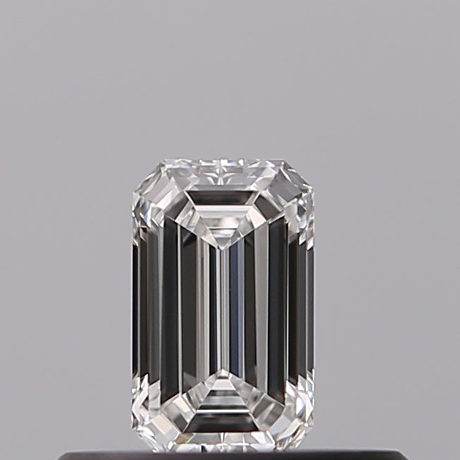 0.29 carat Emerald diamond E IF