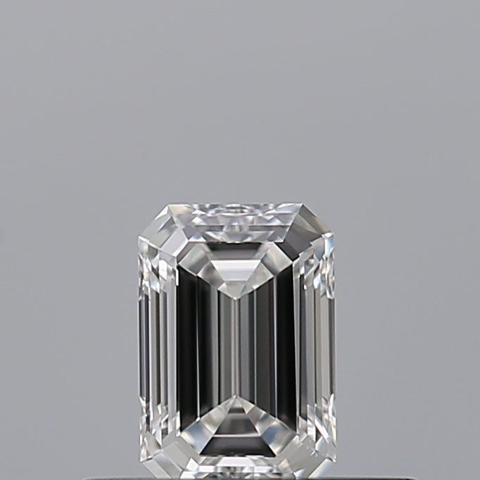 0.28 carat Emerald diamond E VS2