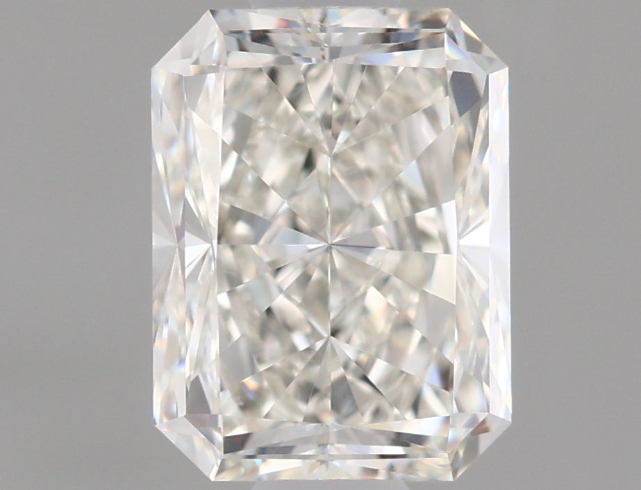 0.70 carat Radiant diamond J VVS1