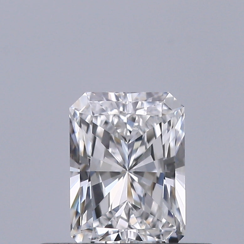 0.36 carat Radiant diamond D VS2