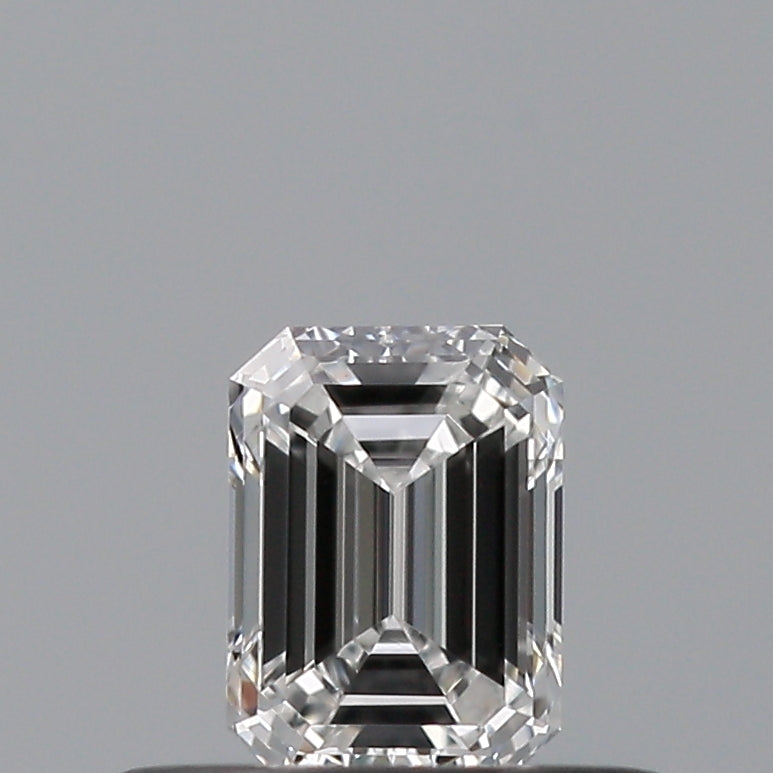 0.30 carat Emerald diamond E VS1