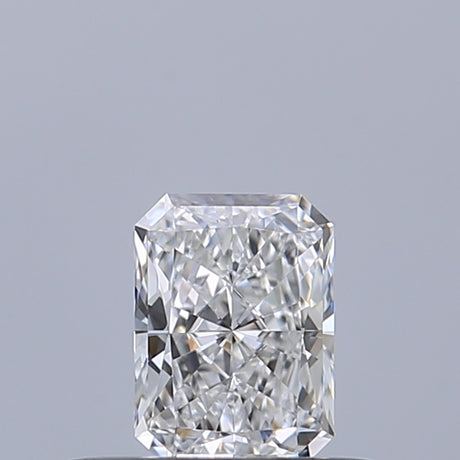 0.31 carat Radiant diamond D IF