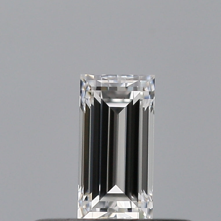0.24 carat Baguette diamond E VVS1