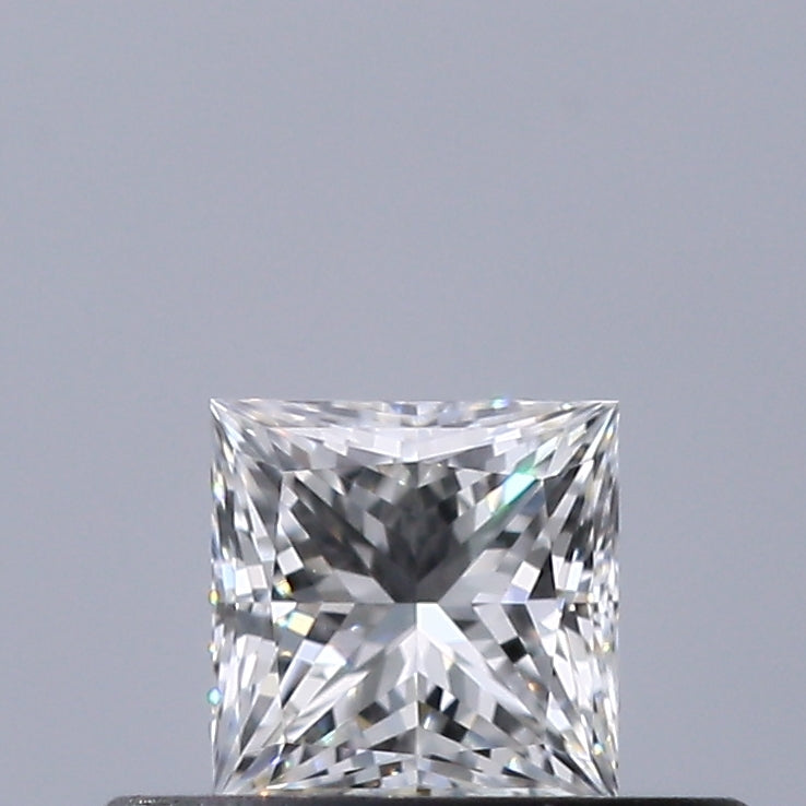0.30 carat Princess diamond E VVS1