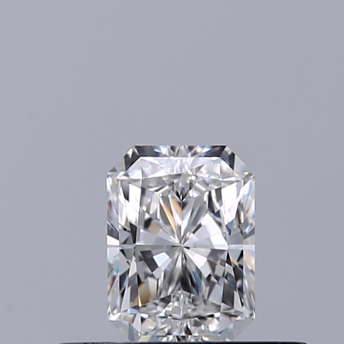 0.32 carat Radiant diamond E IF