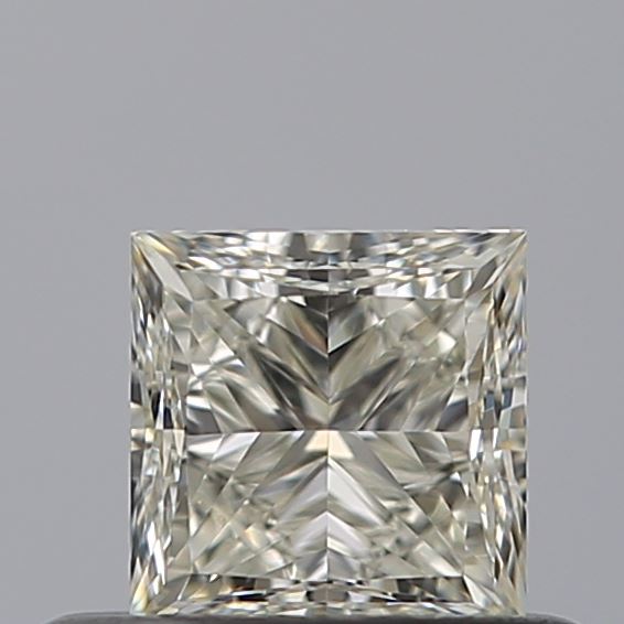 0.50 carat Princess diamond K VVS2