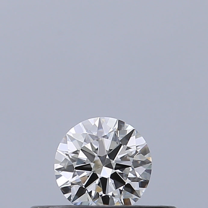 0.18 carat Round diamond E VVS2 Excellent