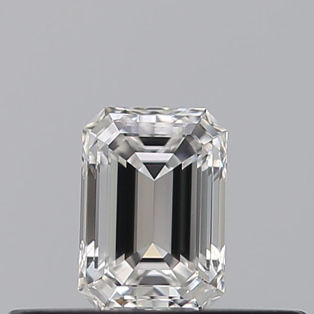 0.23 carat Emerald diamond E VVS2
