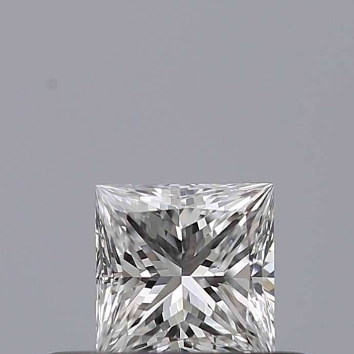 0.29 carat Princess diamond E VVS2