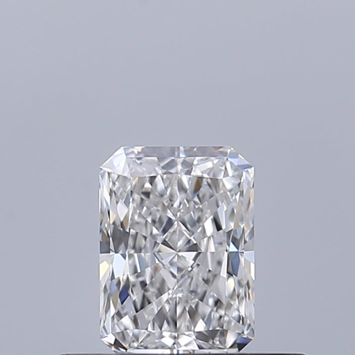 0.33 carat Radiant diamond D VVS1