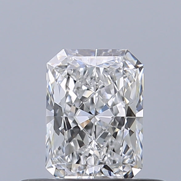 0.35 carat Radiant diamond D VVS1