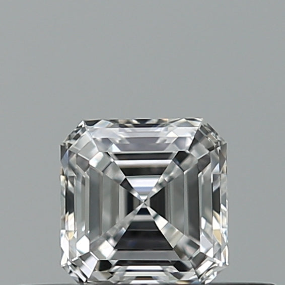 0.32 carat Emerald diamond D VVS2