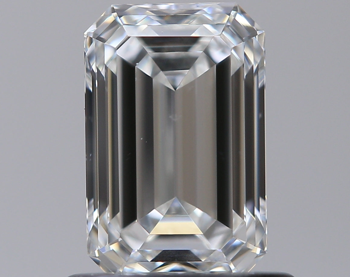 0.83 carat Emerald diamond F VS2