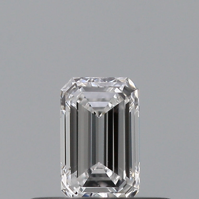 0.26 carat Emerald diamond D VS2