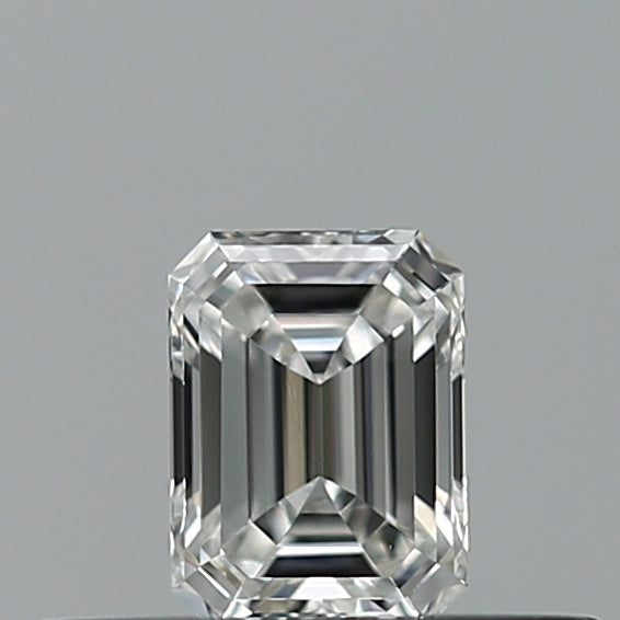 0.24 carat Emerald diamond E VVS2