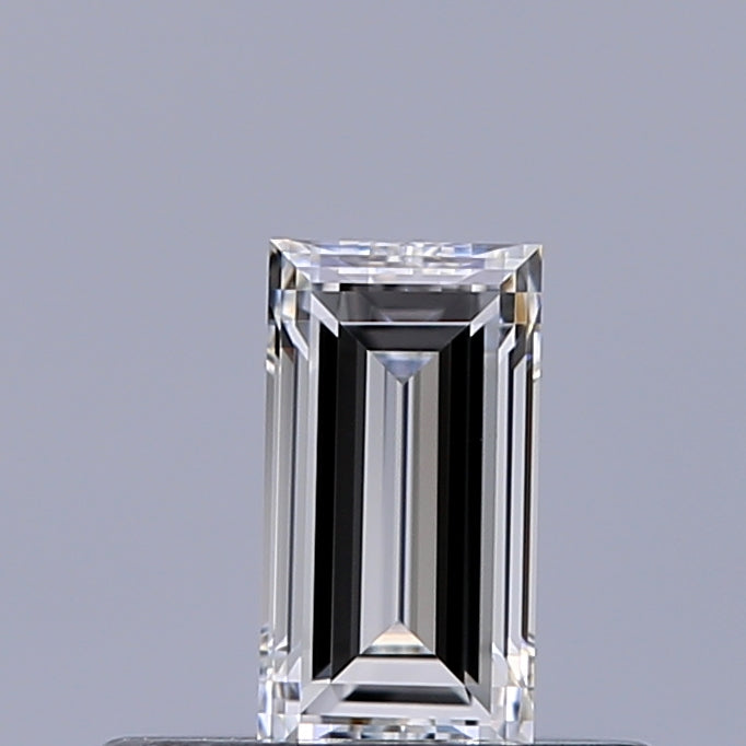 0.34 carat Baguette diamond G IF