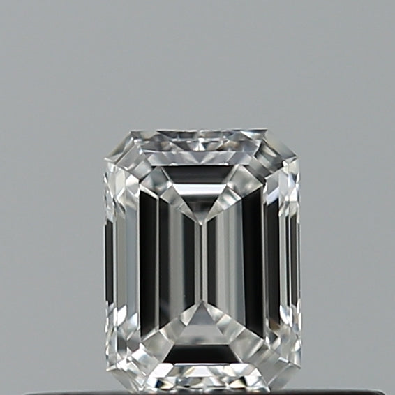 0.28 carat Emerald diamond F VVS1