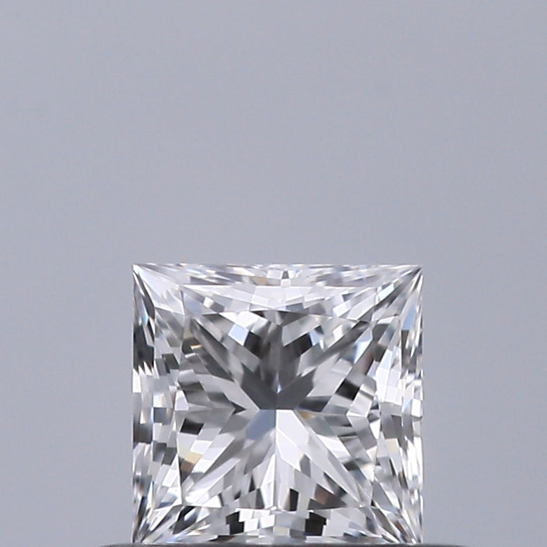 0.40 carat Princess diamond D VVS2