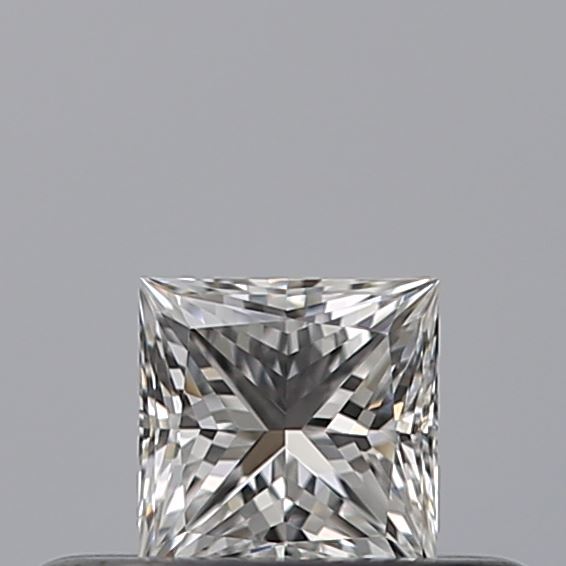 0.24 carat Princess diamond E VVS2