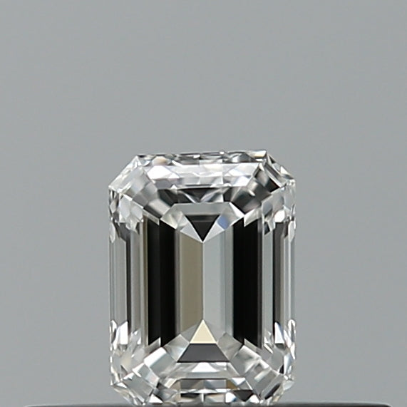 0.24 carat Emerald diamond E VVS1