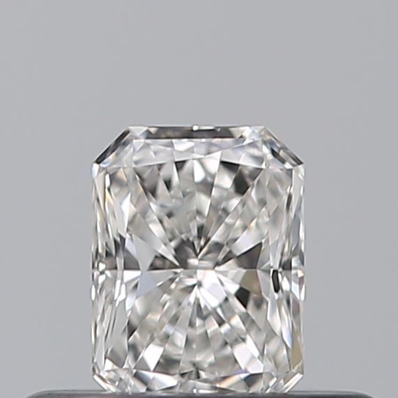 0.27 carat Radiant diamond F VVS1