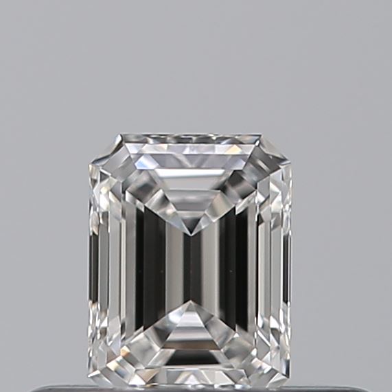 0.27 carat Emerald diamond E VVS1