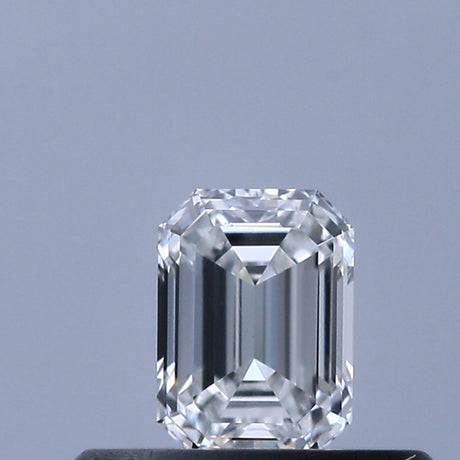 0.30 carat Emerald diamond F VVS1