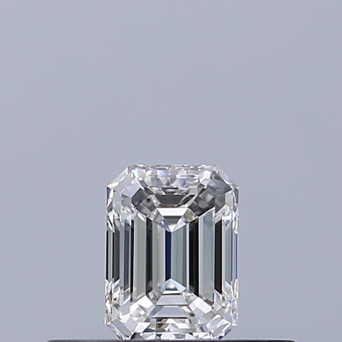 0.23 carat Emerald diamond E VVS1