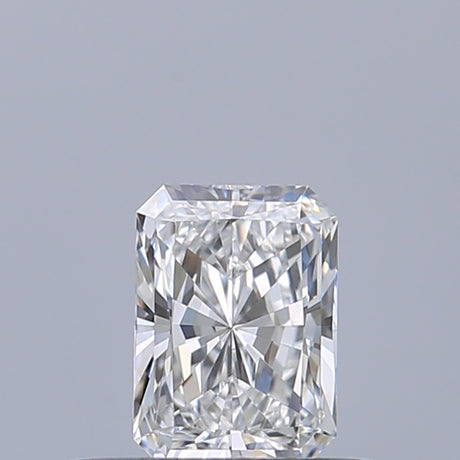 0.33 carat Radiant diamond D VVS2