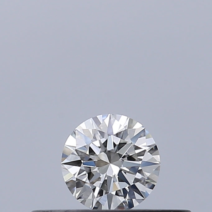 0.18 carat Round diamond F VVS1 Excellent