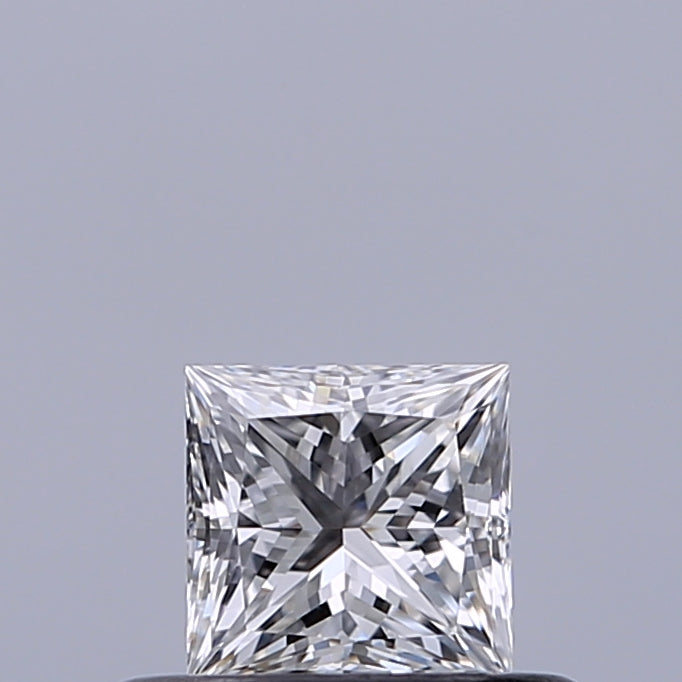 0.33 carat Princess diamond E VVS2