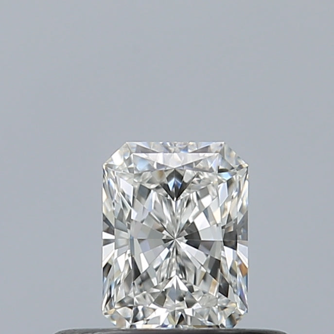 0.30 carat Radiant diamond F IF