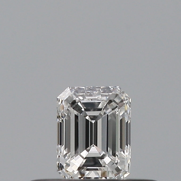 0.23 carat Emerald diamond F  VVS2