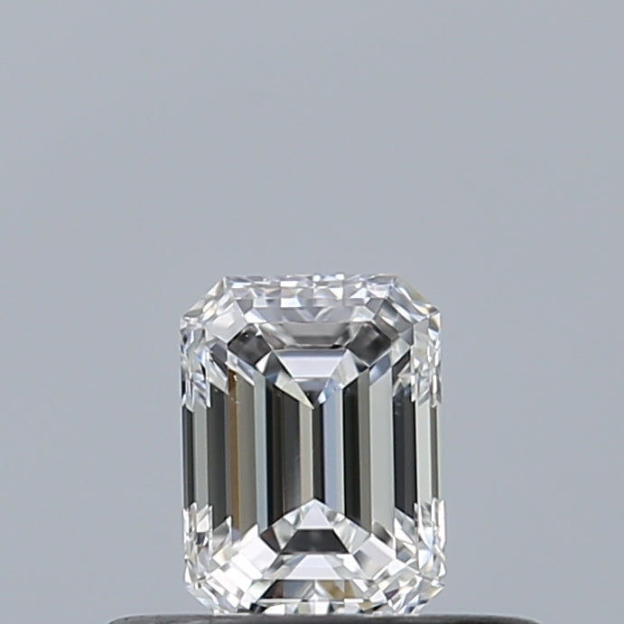 0.30 carat Emerald diamond D VS1
